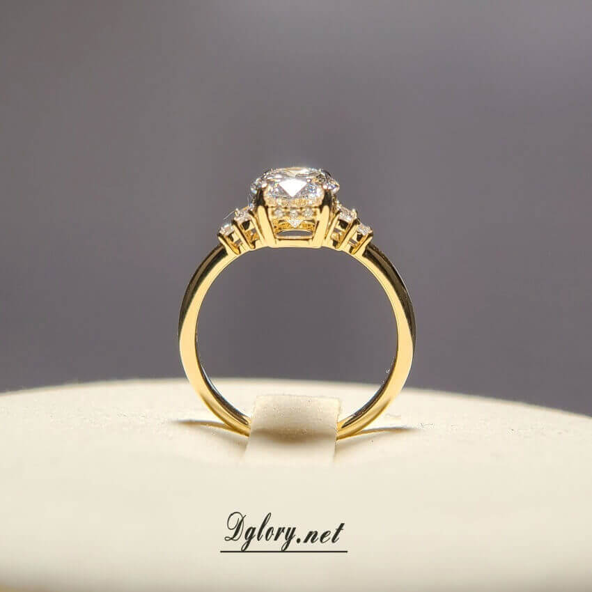 Lab Grown Diamond Engagement Ring, 14K, 2 CT, E VVS2, Lab Oval Cut, IGI Certified, Lab Created Oval Ring, Side 2 Lab Baguette Either Side   (ST 0018)