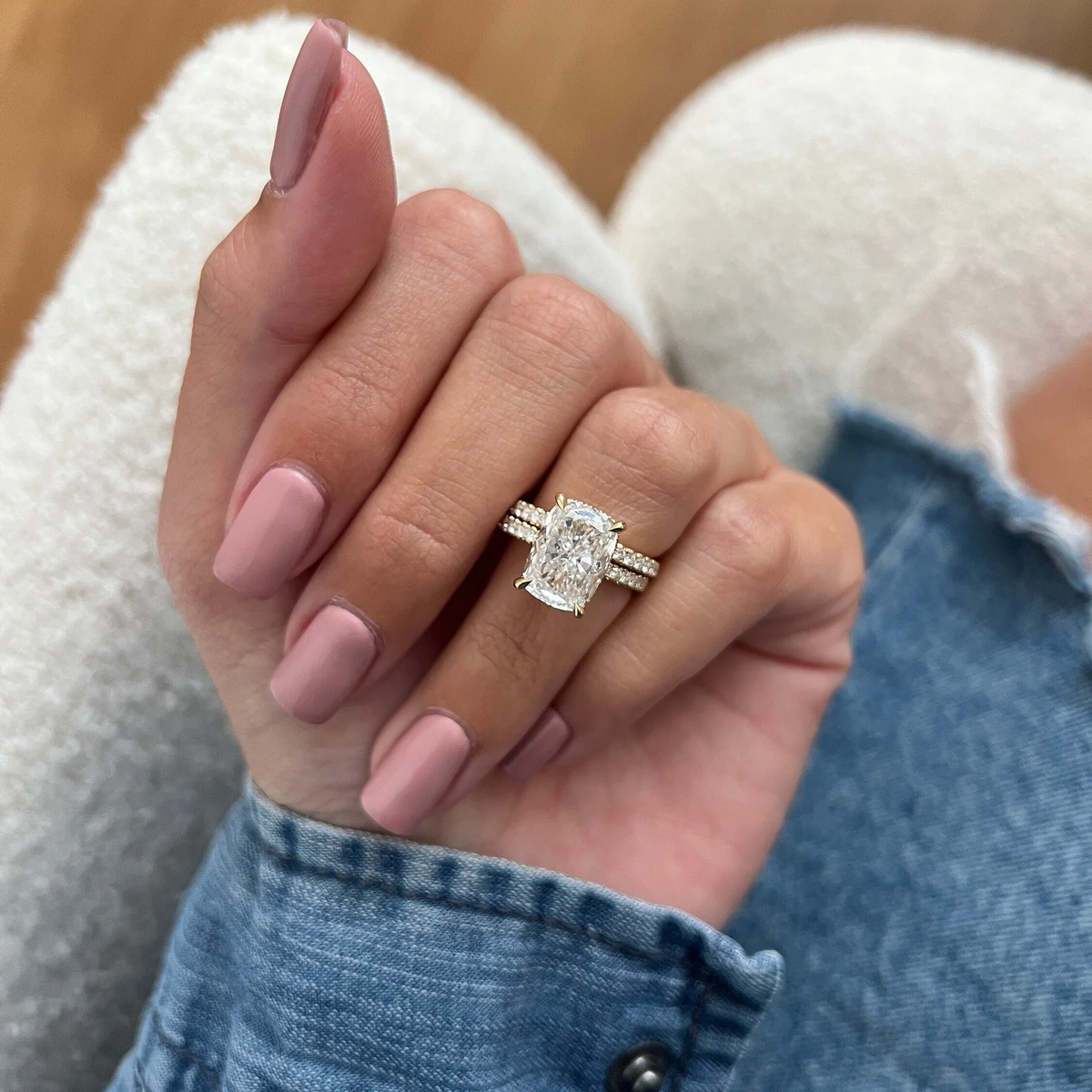 CI TIKTIOK LIVESTREAM 2-1 deposit  link  ring combo 14K white gold 4ct radaint E VS1 half paved band with  IGI Certificate with a matching half paved band  size 7
