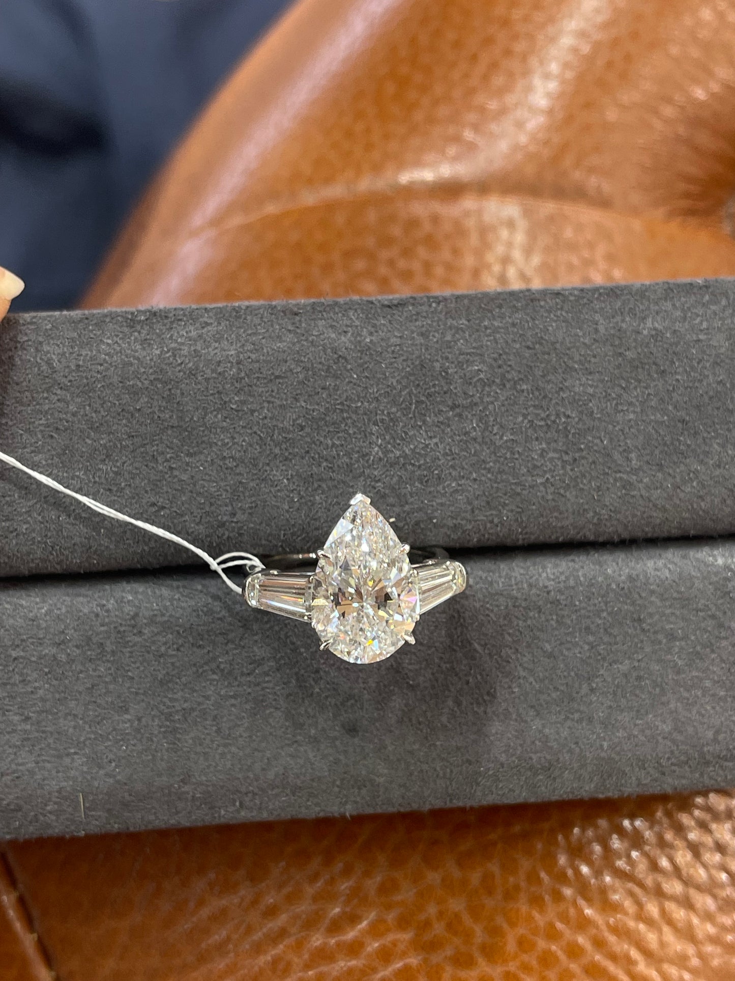 TIKTOK LIVESTREAM 5.0ct 18K Gold Lab Pear Diamond Ring side stones 1.446ct- Pear cut Water Drop Shape,D VS1 Cathedral Setting