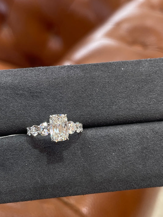 TIKTOK LIVESTREAM 18K Yellow Paved band  4ct ashoka cut lab grown diamond with size 8.5 EVVS2 (Copy)
