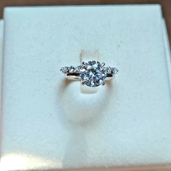 Solid 14k Gold 2.6ct (E VVS2) Lab Round Diamond Ring and Lab Marquise/Round Diamond Band( RO 835 )