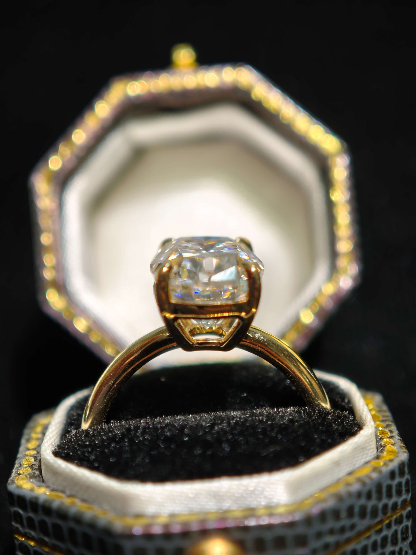 5.0ct Cushion Lab Diamond Engagement Ring, 14K Gold, VS1 Clarity( CUX 0894 )