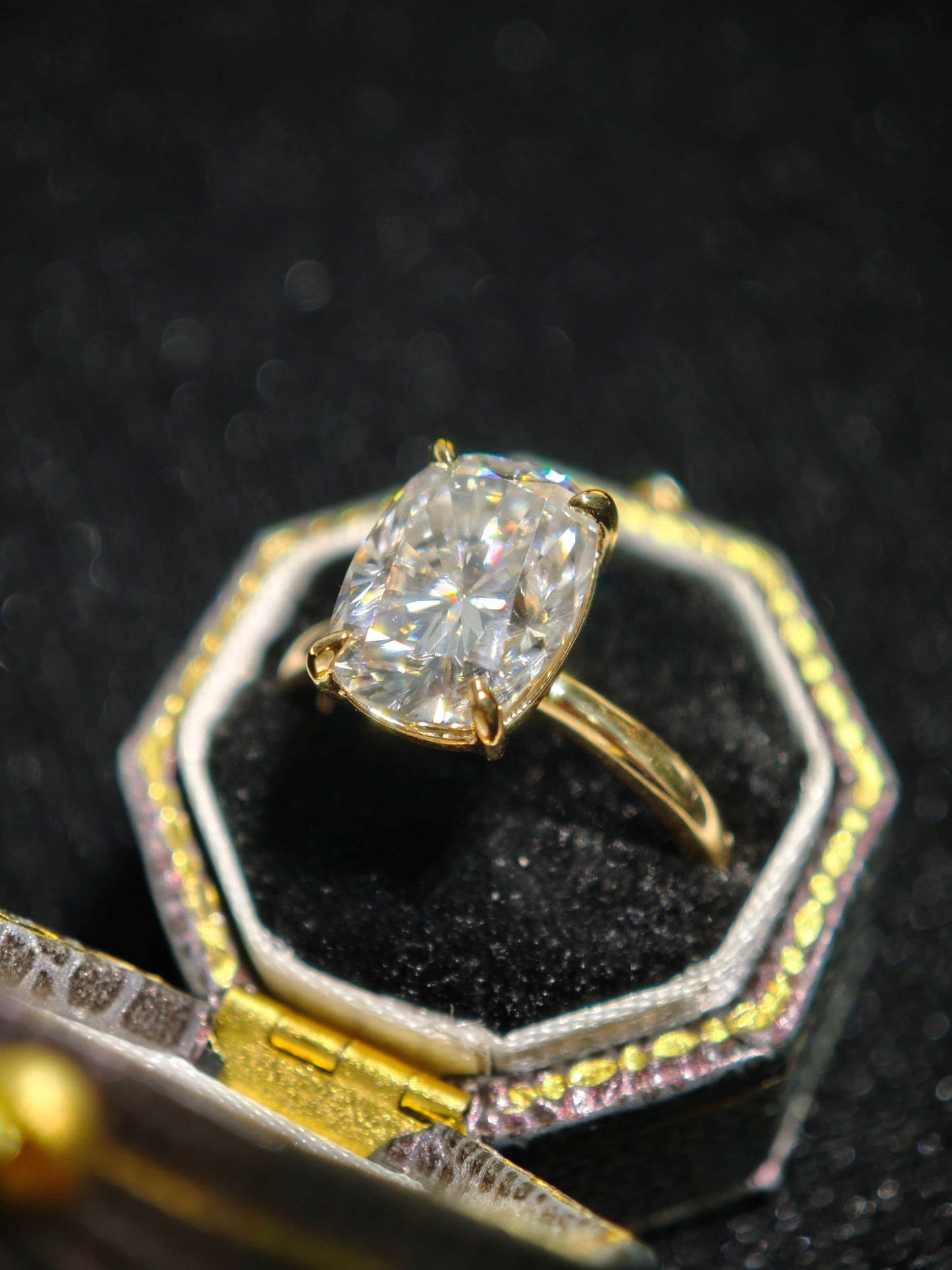5.0ct Cushion Lab Diamond Engagement Ring, 14K Gold, VS1 Clarity( CUX 0894 )