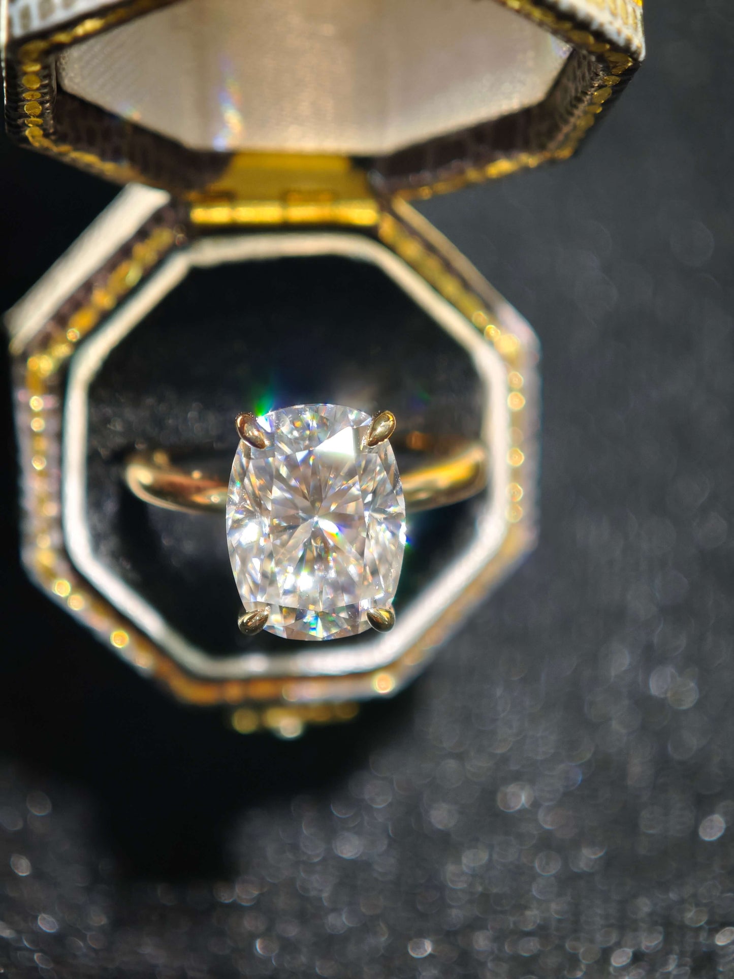 5.0ct Cushion Lab Diamond Engagement Ring, 14K Gold, VS1 Clarity( CUX 0894 )