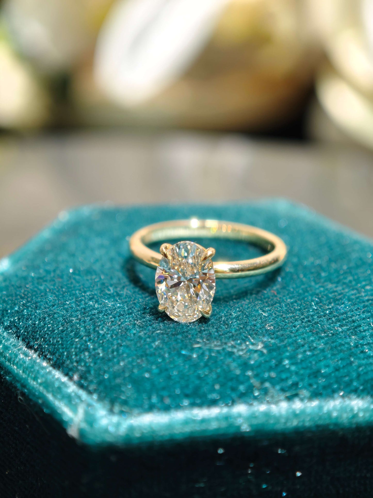 1.55ct D VVS2 Lab Grown Oval Diamond 14K Yellow Gold 1.8mm Band Width Engagement Ring IGI Certificate Plaint Setting Solitaire Diamond Ring (OVX 0084)