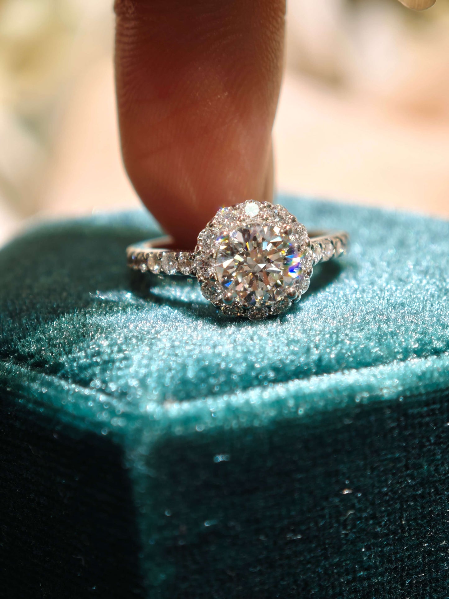 1ct D VVS2 Round Brilliant Cut Halo Ring Lab Grown Diamond Engagement Ring ( ROX 0898 )
