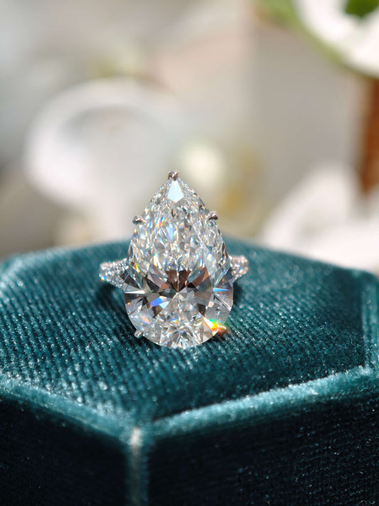 10.58ct 9K Gold Lab Pear Diamond Ring - Pear cut Water Drop Shape, E VVS2 Hidden Halo Cathedral Setting (PEX 0069)