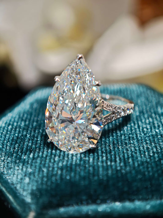 10.58ct 9K Gold Lab Pear Diamond Ring - Pear cut Water Drop Shape, E VVS2 Hidden Halo Cathedral Setting (PEX 0069)