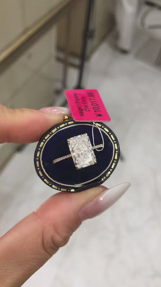 Nik TIKTOK LIVESTREAM 2-1 deposit link  14K white Gold, east west prong setting size 6.5 IGI certificate